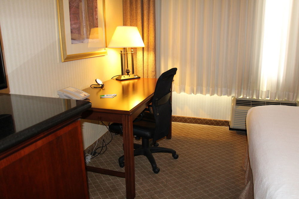 Holiday Inn Denver Lakewood By Ihg מראה חיצוני תמונה